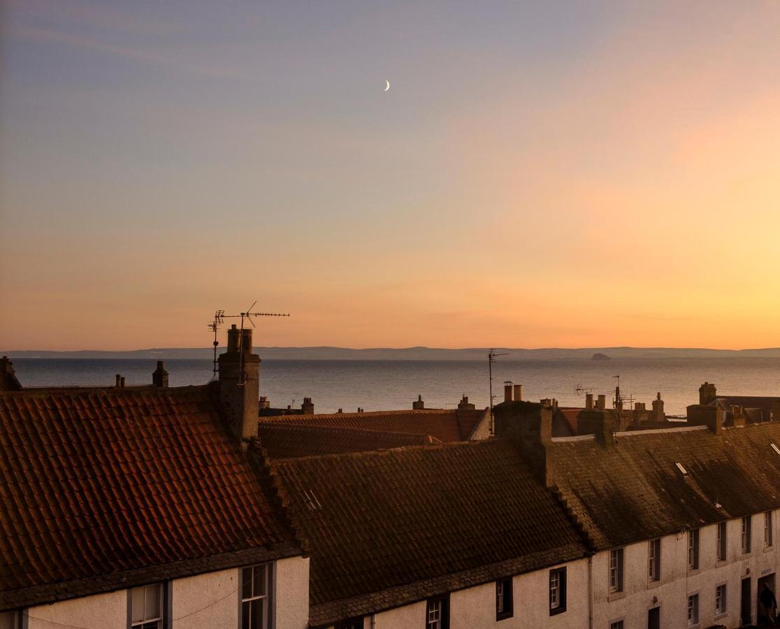 Crail Posthouse - 19Th Century Traditional House Exterior photo